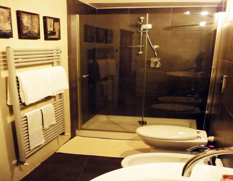 Camera Con Vista フォッソンブローネ 部屋 写真