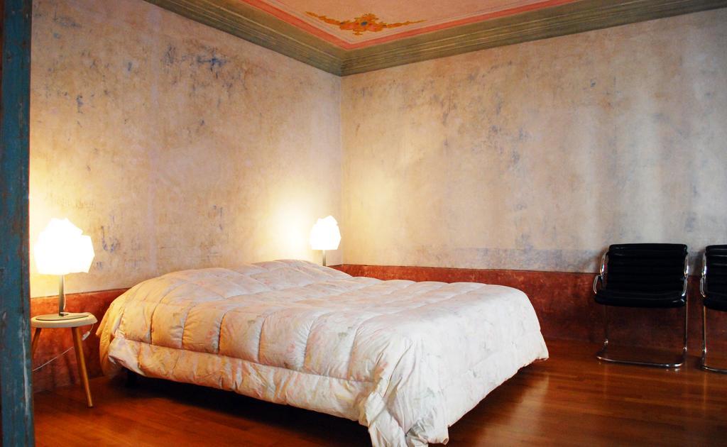 Camera Con Vista フォッソンブローネ 部屋 写真